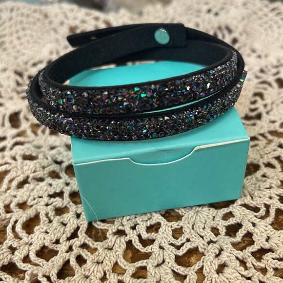 Origami Owl Hostess Exclusive from 2018 - Picture 3 of 5